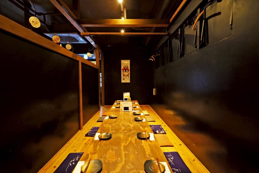 座席配置図または写真 宴会 団体 掘りごたつ席